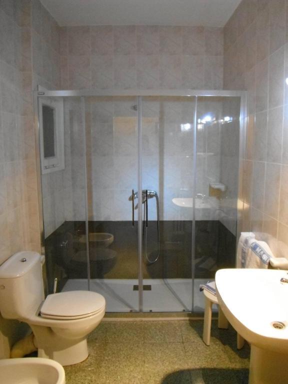 Hotel La Masia Pont de Molins Ruang foto